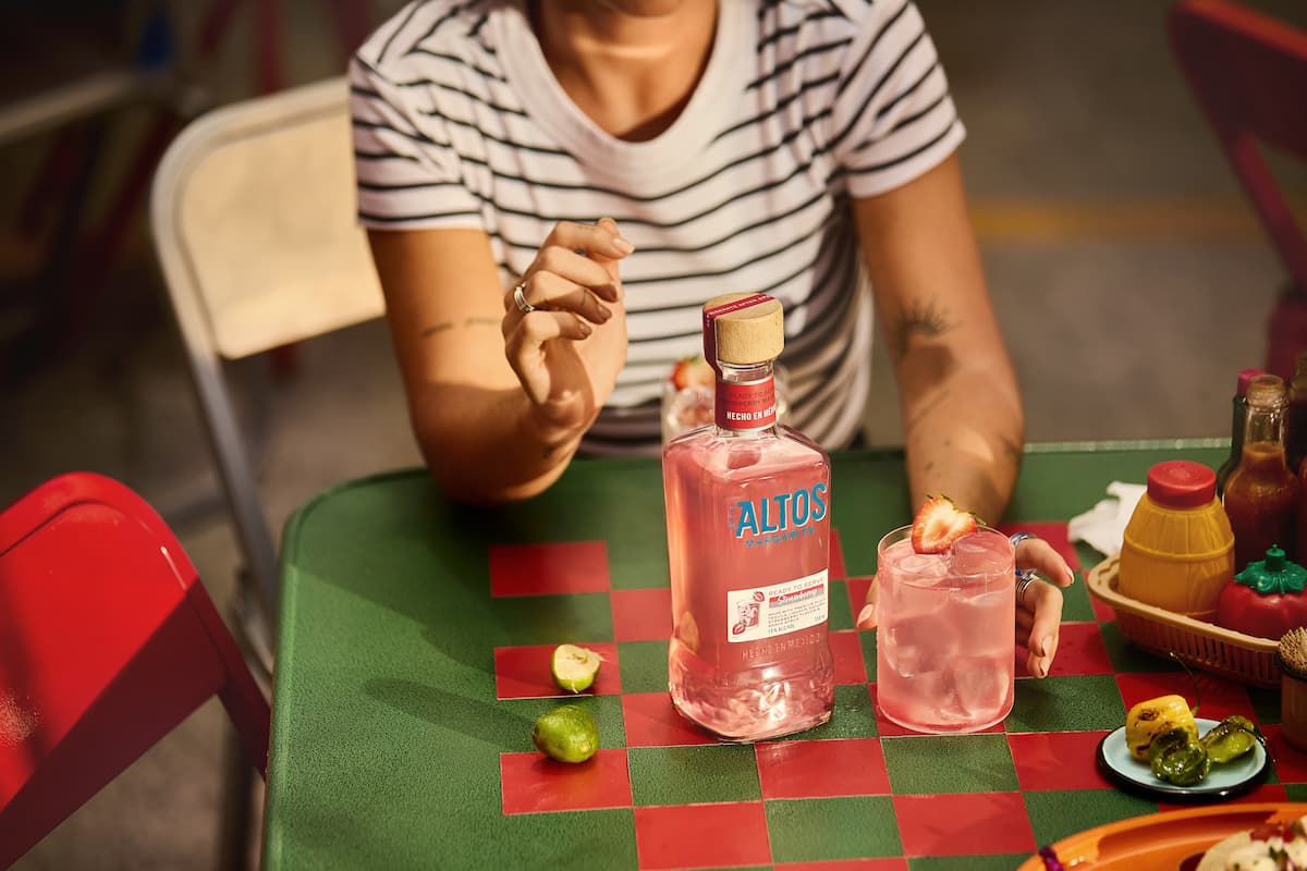 Frozen Strawberry Margarita: A Fruity Treat