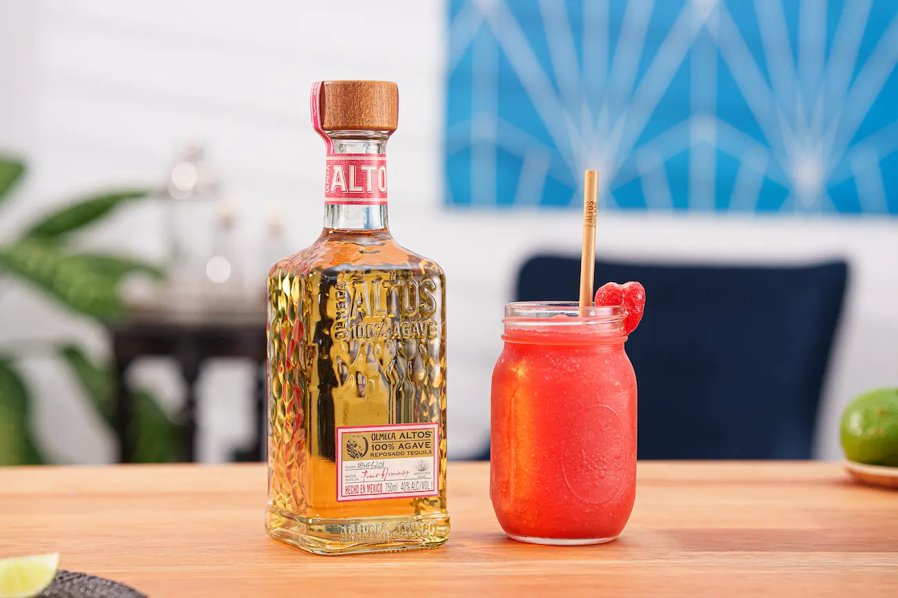 Frozen Margarita alla fragola: Una delizia fruttata