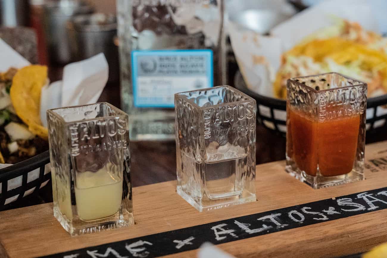 Bandera Tequila: El Shot Banderita