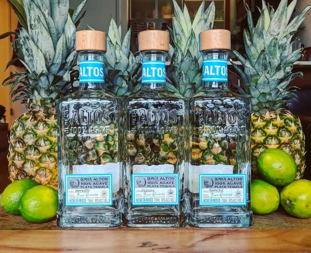 What is tequila and pineapple juice called