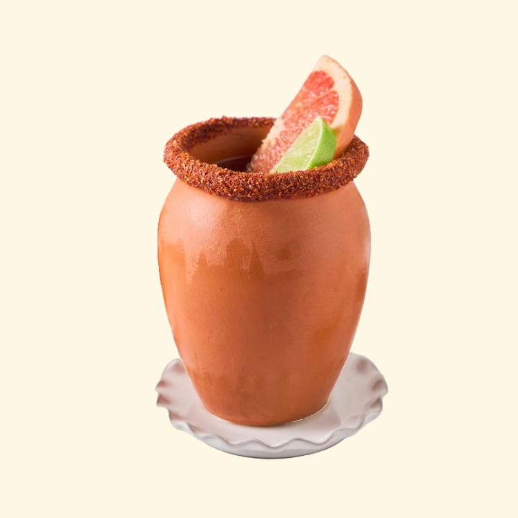 Receta de cantarito: cóctel mexicano en jarrito de barro